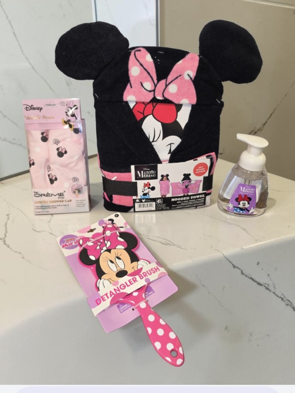 Disney Minnie Mouse Kids Black & Pink Hooded Towel with Matching Accessories